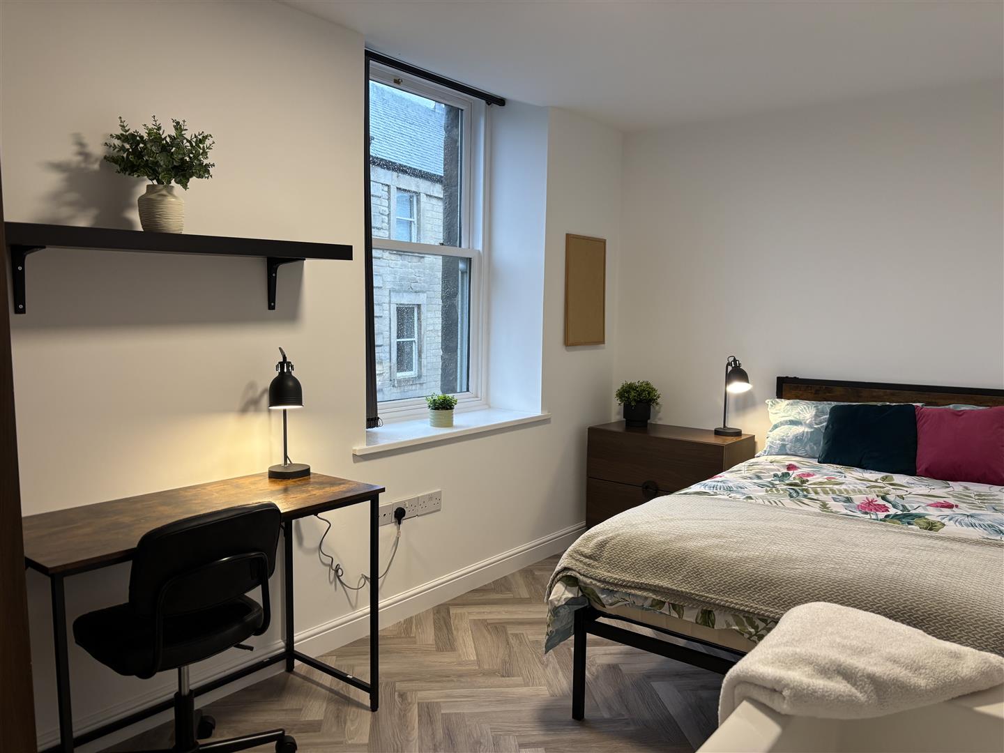 Flat 4, 10 Pitt Street, Lancaster, LA1 1NX